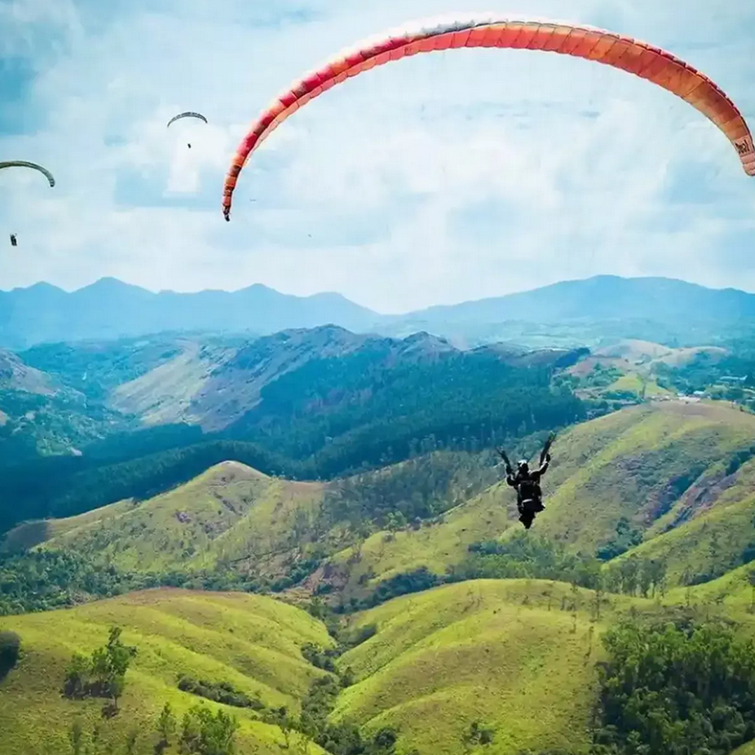 2 Nights/3 Days: Cochin – Munnar – Thekkady – Vagamon (Hill Station & Offbeat Nature Escape)