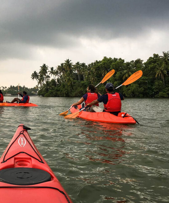 5 Nights / 6 Days: Cochin – Alleppey – Kumarakom (Luxury Backwaters & Houseboat Stay)
